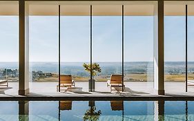 Royal Champagne Hotel & Spa